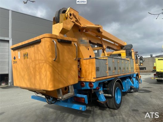 Scania 82m lift truck w/ Simon cara 170 - Must see. WATCH 82m lift truck w/ Simon cara 170 - Must see. WATCH 1984 2 image 4
