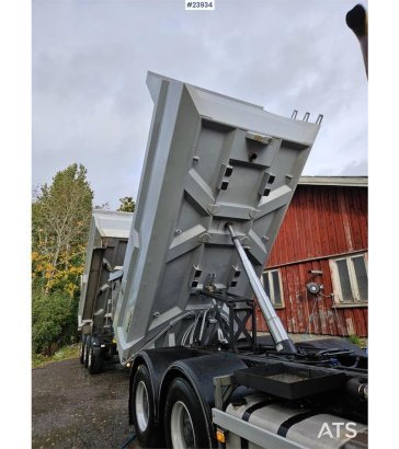Maur Triple Axle Trailer – Newly Overhauled! Maur Triple Axle Trailer – Newly Overhauled! 2018 2 Dump trailers image 4