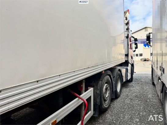 Renault T460 tractor unit T460 tractor unit 2014 2 Tractor Units image 4