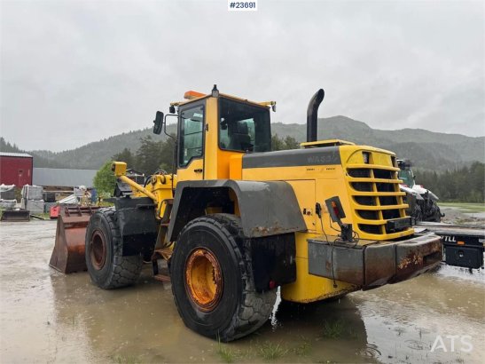 Komatsu WA380 Wheel Loader – Bucket and Joystick Steering 848 1998 2 Wheel Loaders image 4