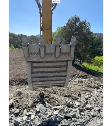 Klepp tooth bucket with S70 attachment and 1500 liters KLEPP tooth bucket with S70 attachment and 1500 liters 2 image 9
