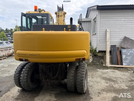 Komatsu PW130 Wheeled Excavator with Engcon Tiltrotator an 915 2006 2 Wheeled Excavators image 19
