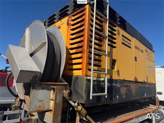 Atlas Copco XRVS 466 from approximately the 2000s with Nemek 4 XRVS 466 from approximately the 2000s with Nemek 4 2000 2 i...