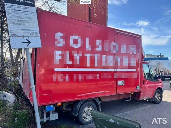 Ford Transit 8-pallet box truck – repair object Transit 8-pallet box truck – repair object 2007 2 Small Vans image 4
