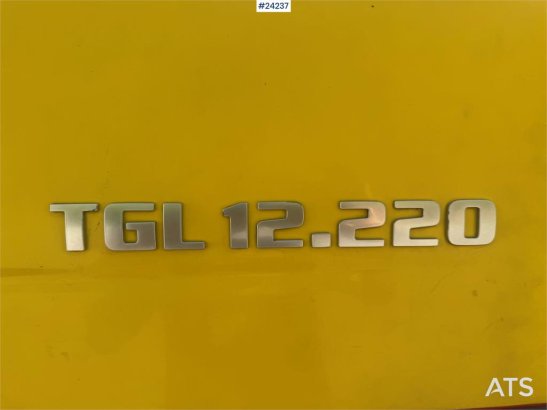 MAN TGL 12.220 4x2 Wrecker Truck TGL 12.220 4x2 Wrecker Truck 2017 2 image 4