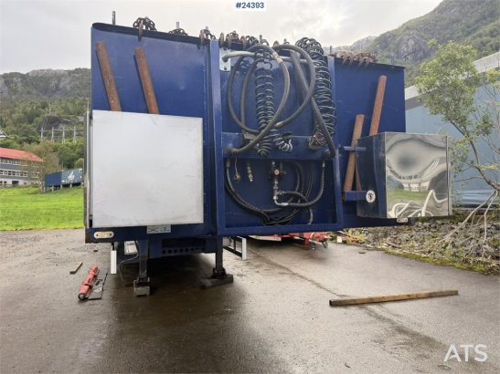 Istrail 3 akslet Low Loader Semi-Trailer with Hydraulic Ra Istrail 3 akslet Low Loader Semi-Trailer with Hydraulic Ra 2018...
