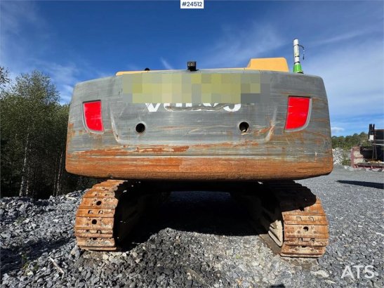 Volvo EC700C Tracked Excavator – Digging Bucket and Soos EC700C Tracked Excavator – Digging Bucket and Soos 2012 2 Crawler...