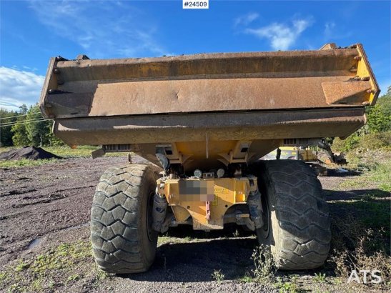 Volvo A40 Articulated Dumper – Black Plate A40 Articulated Dumper – Black Plate 2010 2 Dump Truck image 4