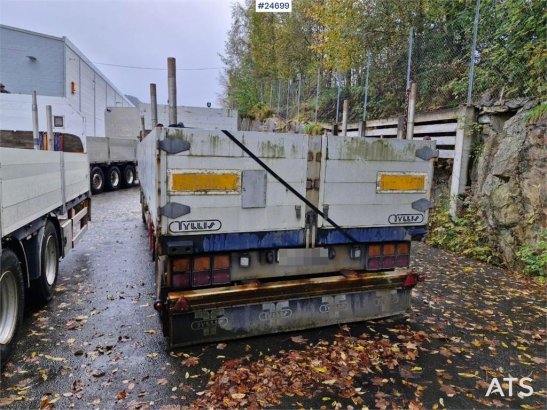 Tyllis 2 akslet Flatbed trailer – repair project with fol Tyllis 2 akslet Flatbed trailer – repair project with fol 2004 2...