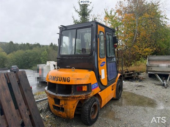 Samsung SF250 Forklift – Only 1,980 Hours! Samsung SF250 Forklift – Only 1,980 Hours! 1996 2 Forklift image 4