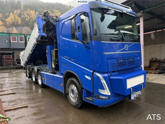 Volvo FH540 8x4 Tridem Crane Truck with Palfinger 37 tm 590 2022 2 Crane trucks image 4