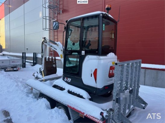 Bobcat E19 mini excavator w/ trailer, digging bucket, san E19 mini excavator w/ trailer, digging bucket, san 2022 2 image 5