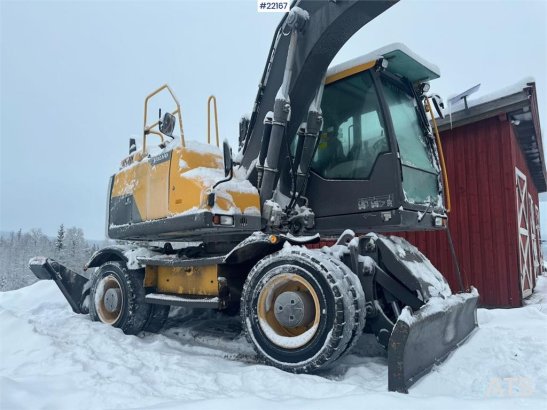 Volvo EW160D wheeled excavator with elevating cab and so EW160D wheeled excavator with elevating cab and so 2014 2 Wheeled...