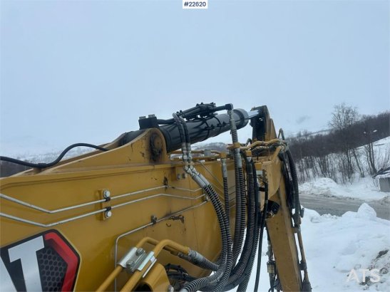CAT 315 excavator w/ VA boom, GPS, rototilt and 2 buck 28 2022 2 Crawler Excavators image 5
