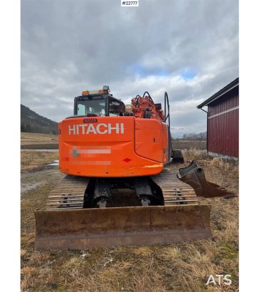 Hitachi ZX135US-3 Crawler Excavator with 2 buckets and rot 10227 2010 2 Crawler Excavators image 5