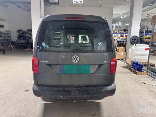 Volkswagen Caddy 4x4 with 2 sets of tires and interior fittin Volkswagen Caddy 4x4 with 2 sets of tires and interior fitti...