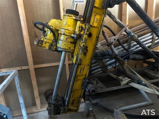 Atlas Copco Diamec 232 diamond drilling rig w/ Kubota RG30i du Diamec 232 diamond drilling rig w/ Kubota RG30i du 2002 2 i...