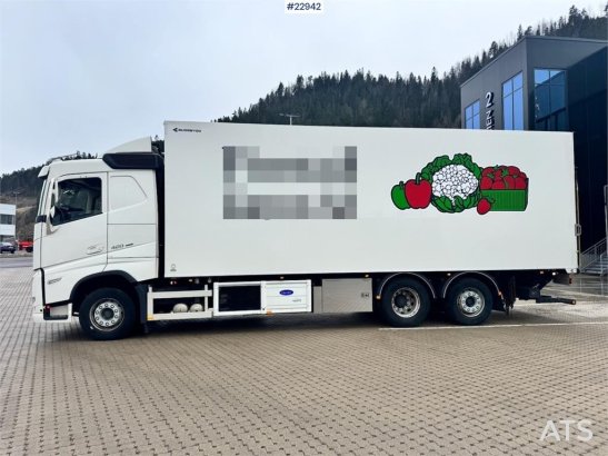 Volvo FH420 6x2 box truck with fridge/freezer unit – Bus 590 2021 2 image 5