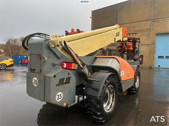 JLG 4017 telehandler w/ two pallet forks and bucket. C 4017 telehandler w/ two pallet forks and bucket. C 2007 2 Wheel Loa...