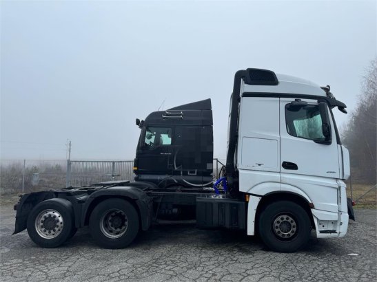 Mercedes-Benz Actros 2551 6x2 Tractor Unit – Repair Object Actros 2551 6x2 Tractor Unit – Repair Object 2014 2 Tractor Uni...