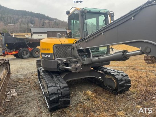 Volvo ECR88D tracked excavator with tilt and bucket. Onl ECR88D tracked excavator with tilt and bucket. Onl 2022 2 Crawler...