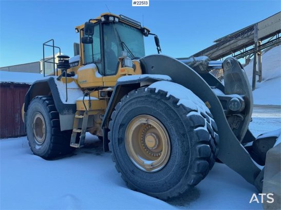 Volvo L250H Wheel Loader with bucket – gearbox needs rep L250H Wheel Loader with bucket – gearbox needs rep 2015 2 Wheel L...