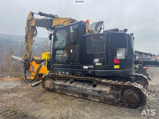 CAT 325FLCR 38 2017 2 Crawler Excavators image 20