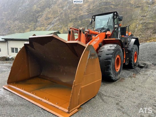 Hitachi zw370-6 Wheel loader w/ scale, printer and bucket 10071 2019 2 Wheel Loaders image 32