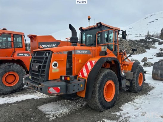 Doosan DL 300-3 hjullaster m/ skuffe, pallegafler og kjet Doosan DL 300-3 hjullaster m/ skuffe, pallegafler og kjet 2013 2...