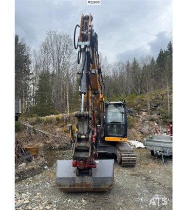 Liebherr R914 Compact crawler excavator with VA boom, 2 buc R914 Compact crawler excavator with VA boom, 2 buc 2018 2 Craw...