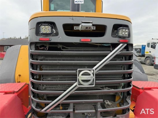 Volvo L90F wheel loader w/ Volvo gravel bucket. WATCH VI 10140 2011 2 Wheel Loaders image 5