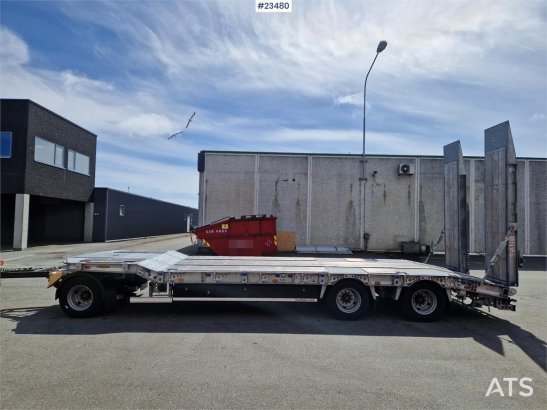 Humbaur HTD 30 3-axle machinery trailer with double loadin Humbaur HTD 30 3-axle machinery trailer with double loadin 2 Lo...