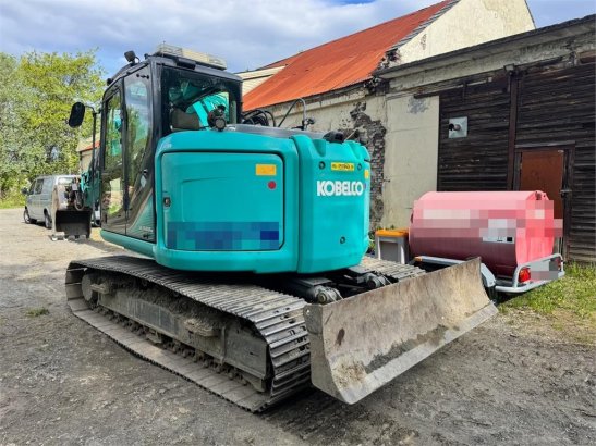 Kobelco SK140SRLC-3 crawler excavator with tiltrotator and SK140SRLC-3 crawler excavator with tiltrotator and 2015 2 Crawl...