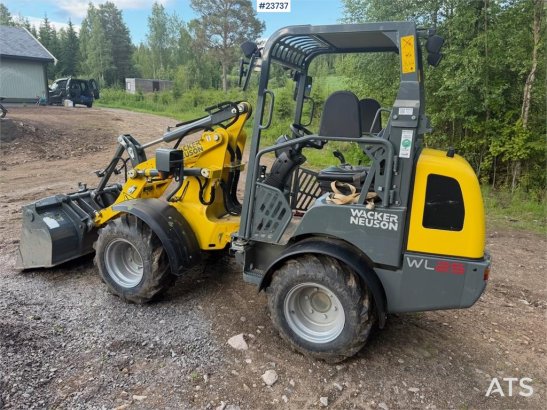 Wacker Neuson WL25 Wheel Loader with Bucket WL25 Wheel Loader with Bucket 2021 2 Wheel Loaders image 5