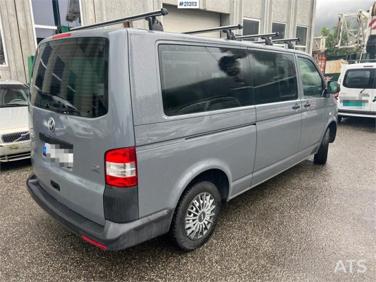 Volkswagen combi 9 seater minibus Volkswagen combi 9 seater minibus 2014 2 image 80
