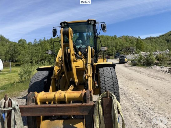 CAT 930 M wheel loader with bucket 930 M wheel loader with bucket 2016 2 Wheel Loaders image 5