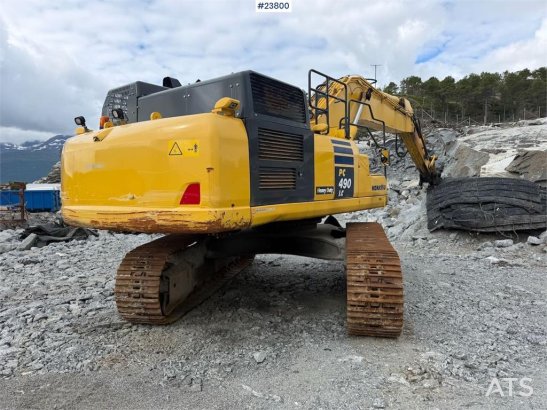 Komatsu PC490LC-11 excavator w/ 2 buckets PC490LC-11 excavator w/ 2 buckets 2019 2 Crawler Excavators image 5
