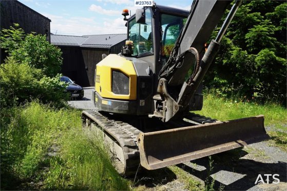Volvo ECR58F with tilt and two buckets. Only 3,035 hours ECR58F with tilt and two buckets. Only 3,035 hours 2021 2 image 35