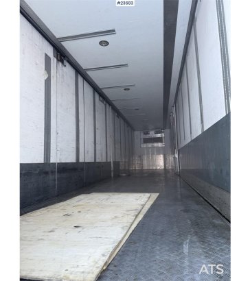 Ekeri T3-K 3 axle closed semi trailer w/ full side openi Ekeri T3-K 3 axle closed semi trailer w/ full side openi 2014 2 i...