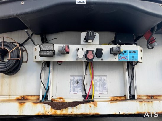 Schmitz box semi-trailer with refrigeration/freezer unit – Schmitz Cargobull box semi-trailer with refrigeration/freezer u...