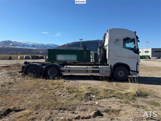 Volvo FH 540 6x2 hook truck w/ 20T hook - One owner. WAT 590 2019 2 Tractor Units image 5