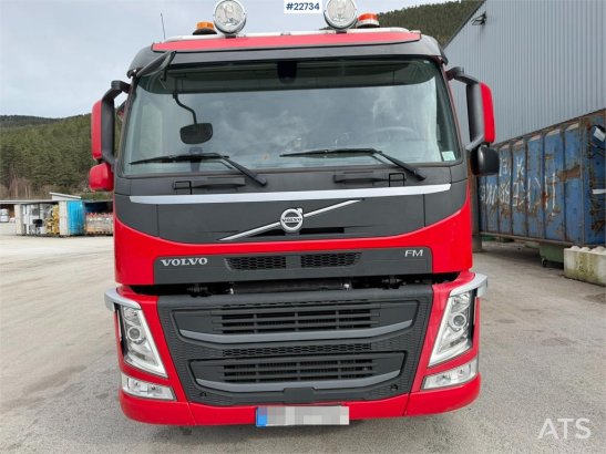 Volvo FM370 6x2 pusher with 2 chamber refuse truck with FM370 6x2 pusher with 2 chamber refuse truck with 2018 2 image 5