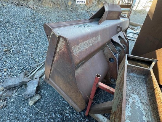 Gjerstad Wheel loader bucket. Gjerstad Wheel loader bucket. 1998 2 image 55