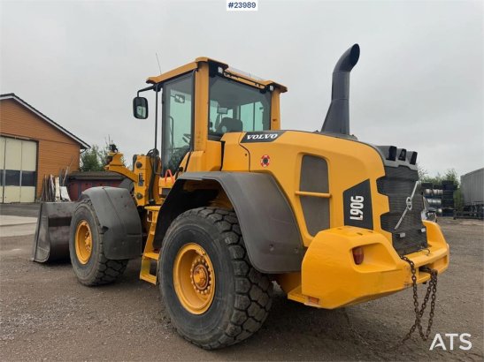 Volvo L90G Wheel Loader – Low Hours – Bucket and Pallet L90G Wheel Loader – Low Hours – Bucket and Pallet 2013 2 Wheel Loa...