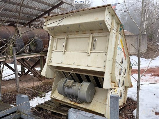 Metso DF 2016 S Vibrating Screen – 3 Decks DF 2016 S Vibrating Screen – 3 Decks 2008 2 image 20