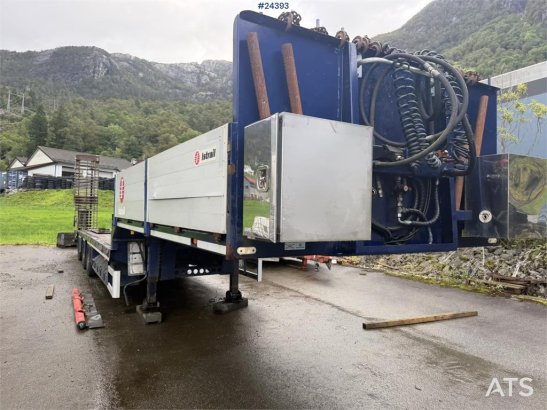Istrail 3 akslet Low Loader Semi-Trailer with Hydraulic Ra Istrail 3 akslet Low Loader Semi-Trailer with Hydraulic Ra 2018...