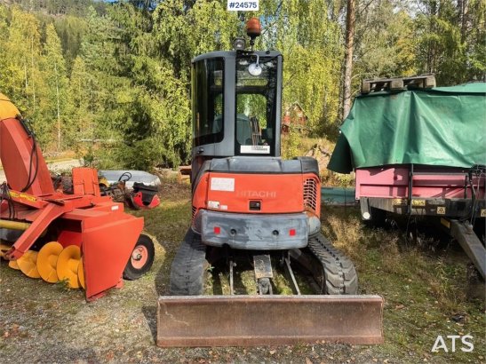 Hitachi ZX35U-2 Mini Excavator with 3 Buckets – 1,870 Hour ZX35U-2 Mini Excavator with 3 Buckets – 1,870 Hour 2008 2 image 5