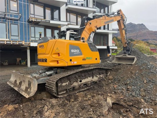 Liebherr R920 LC reduced-tail-swing excavator with GPS, 2 b 10028 2022 2 Crawler Excavators image 5