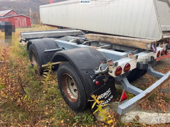 Briab SLB2TT-20-50 2-axle bogie tipping trailer with bod Briab SLB2TT-20-50 2-axle bogie tipping trailer with bod 1984 2 D...