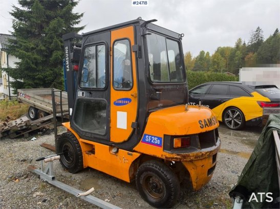 Samsung SF250 Forklift – Only 1,980 Hours! Samsung SF250 Forklift – Only 1,980 Hours! 1996 2 Forklift image 5